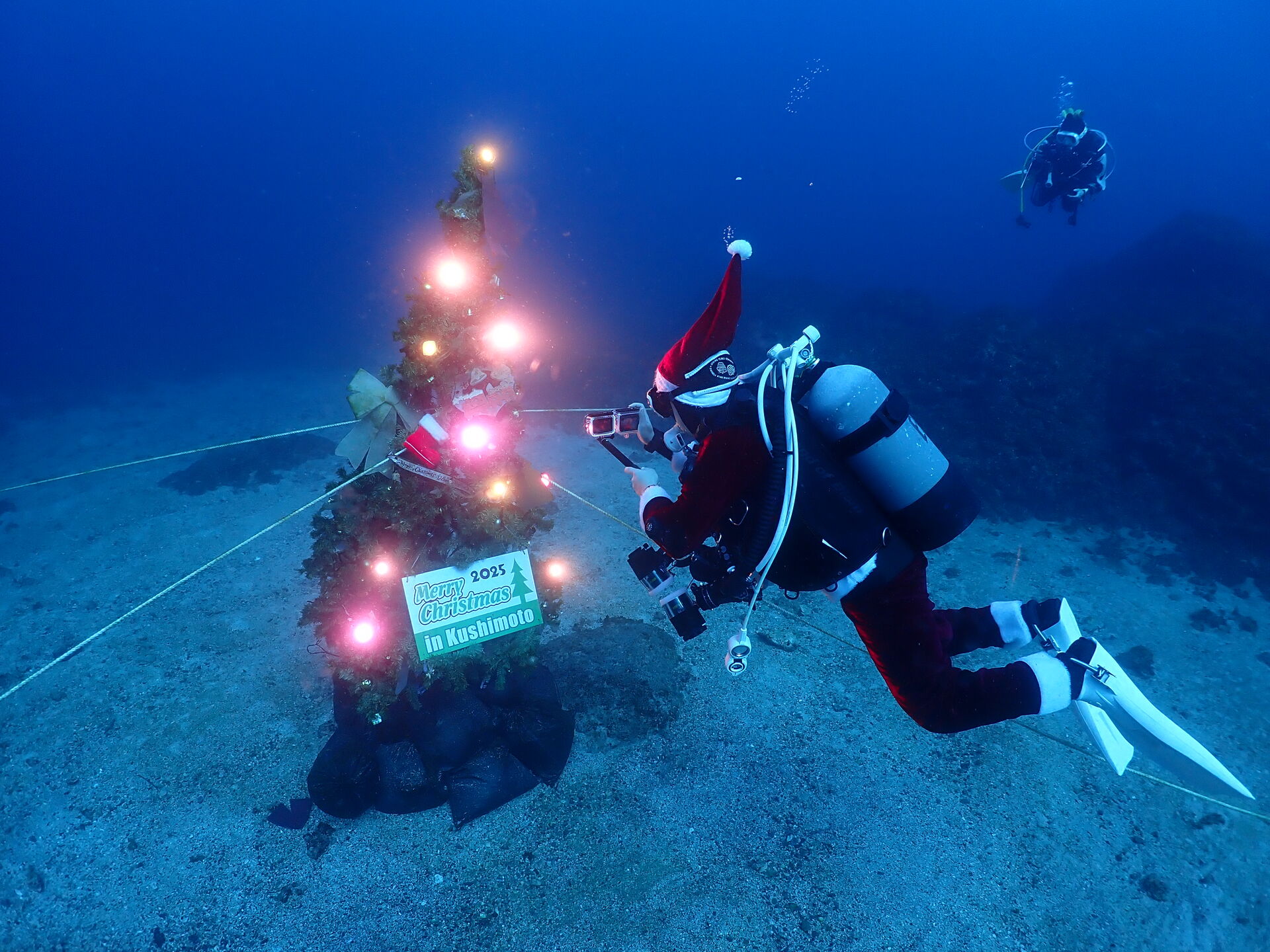 2025.12.13（土）　クリスマスパーティーの報告＆串本の海キレイ！